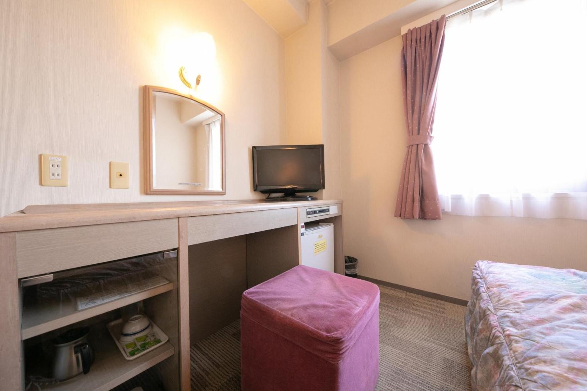 Main Hotel - Vacation Stay 82546 Miyakonojō Εξωτερικό φωτογραφία